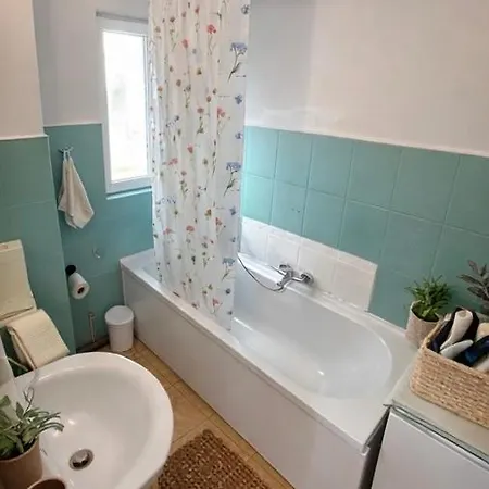 Middle Old Town Apartment-2
